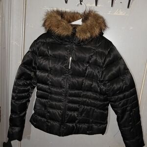 Women's Black Puffer Jacket with Faux Fur Trim